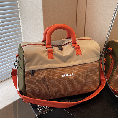 大容量旅行包女短途登机包出差手提包轻便行李包男运动健身包旅游