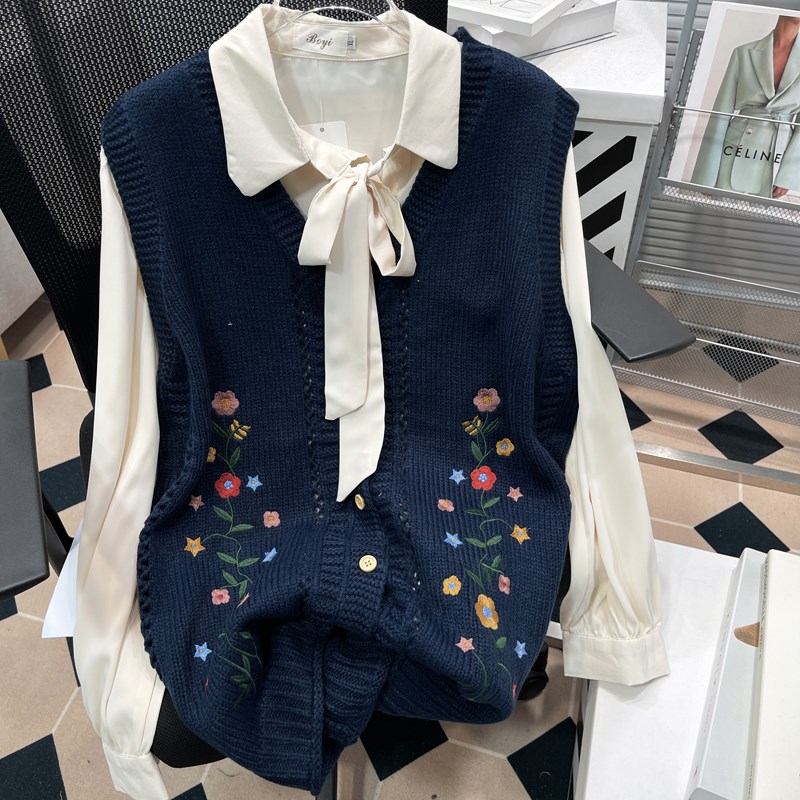 胡子叔大码背心马甲女胖mm宽松刺绣休闲针织上衣百搭显瘦外搭坎肩