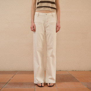 introutro经典直筒微弹原胚白色肌理牛仔裤