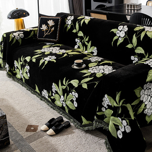 法式高级感沙发盖布2025新款四季通用沙发巾雪尼尔全包坐垫套罩毯