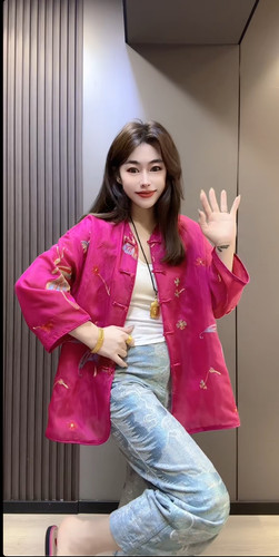 2026夏季新中式国风圆领重工刺绣招财蝴蝶盘扣宽松长袖防晒外套女