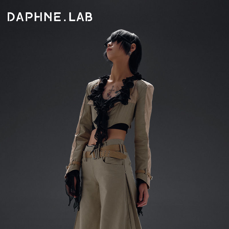 DAPHNELAB 复古沙丘方领鱼骨胸衣结构短款外套上衣