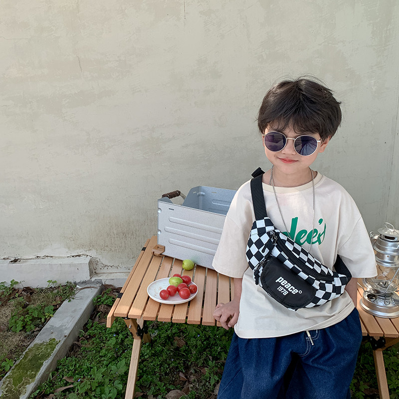 流行时尚运动儿童斜挎包男男童帅气宝宝包包男生胸包跑步女童腰包