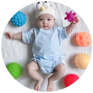 新生儿抚a触球抚触球婴儿曼哈顿手抓球可啃咬球类6个月宝宝7触觉8