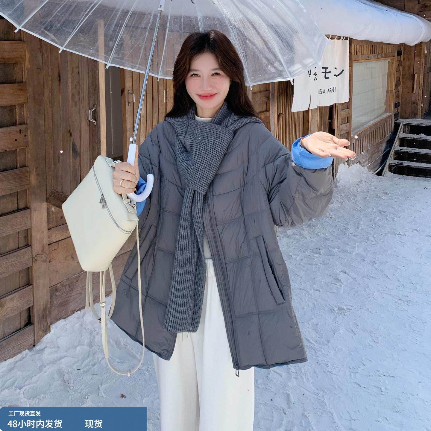 灰色时尚撞色披肩连帽羽绒服女2025年冬季新款韩版加厚白鸭绒外套