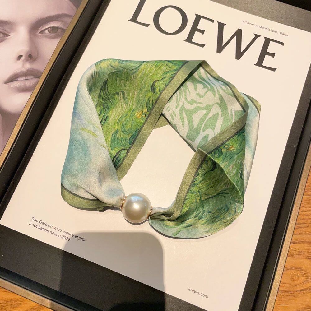 磁吸扣时尚项链小丝巾女春夏季薄款装饰长条领巾百搭围巾洋气印花