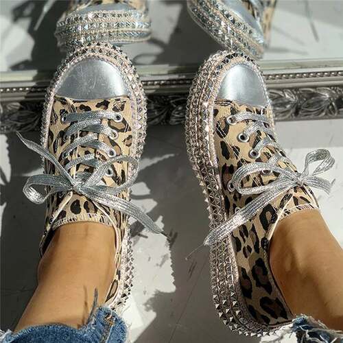新品Women Snehakers Leopard Rivets Shoes Women Shoes Leisure