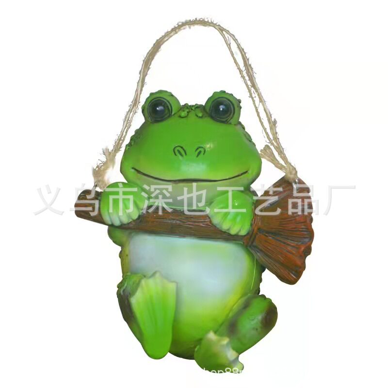极速New animmal frog holding lotus