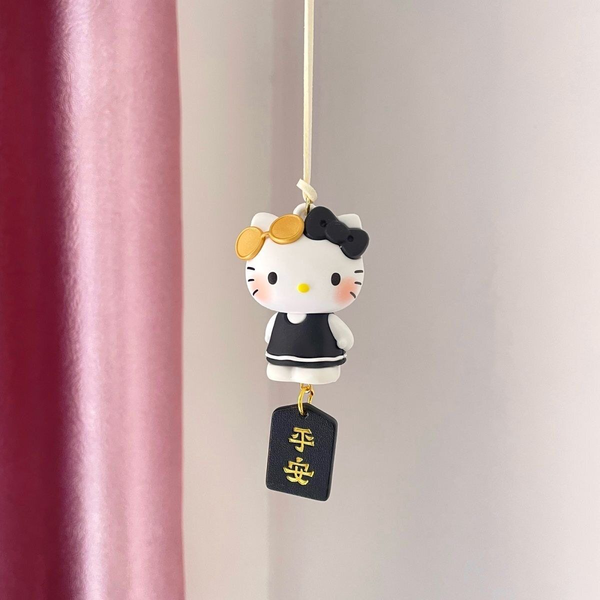 hellokitty汽车挂件可爱卡通装饰后视镜挂饰送朋友礼物车载香薰