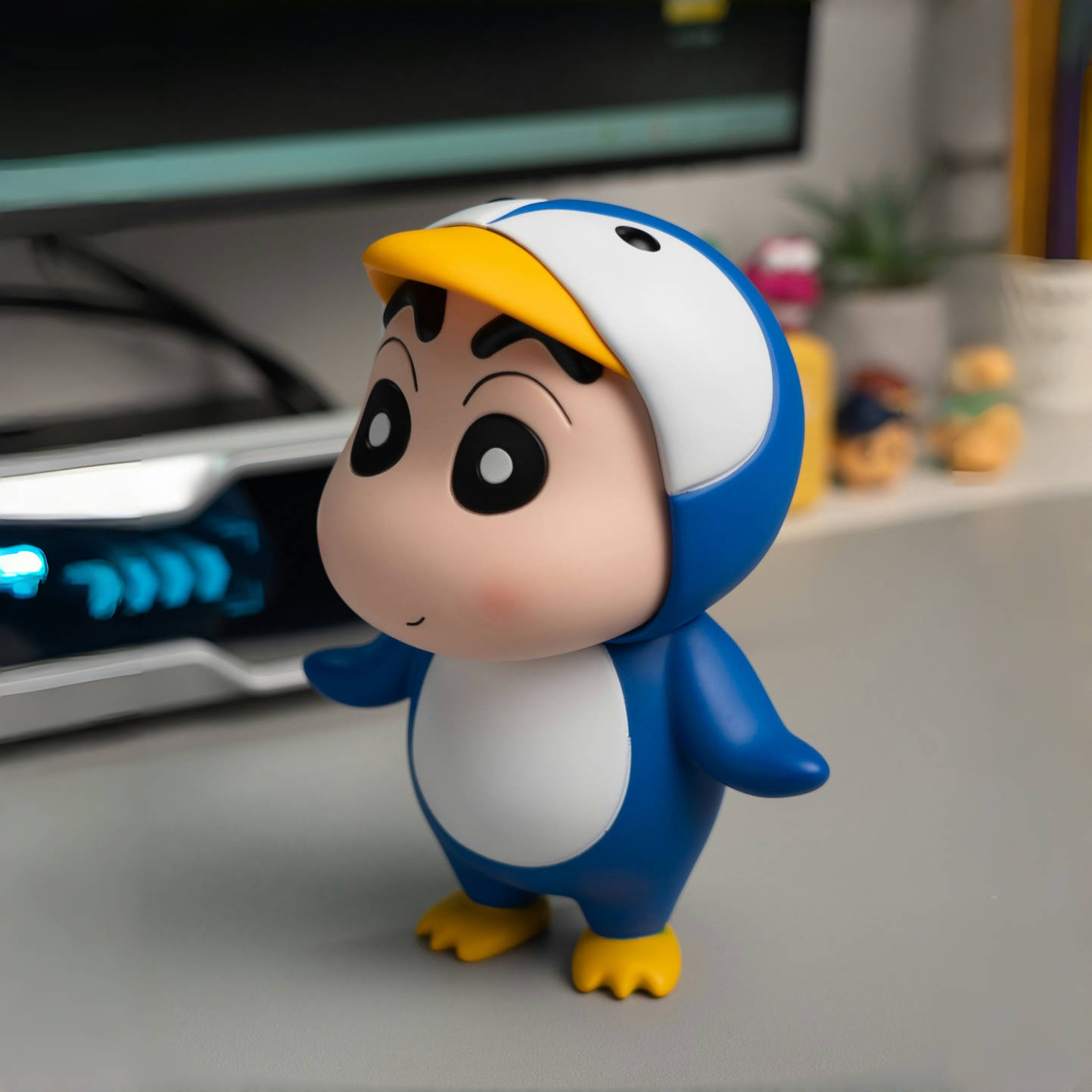 【拾壹】企鹅蜡笔小新动漫周边cos系列手办模型公仔桌面摆件礼物