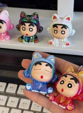 蜡笔小新精品电镀小新中控台装饰品潮玩手办可爱桌面车载摆件礼物