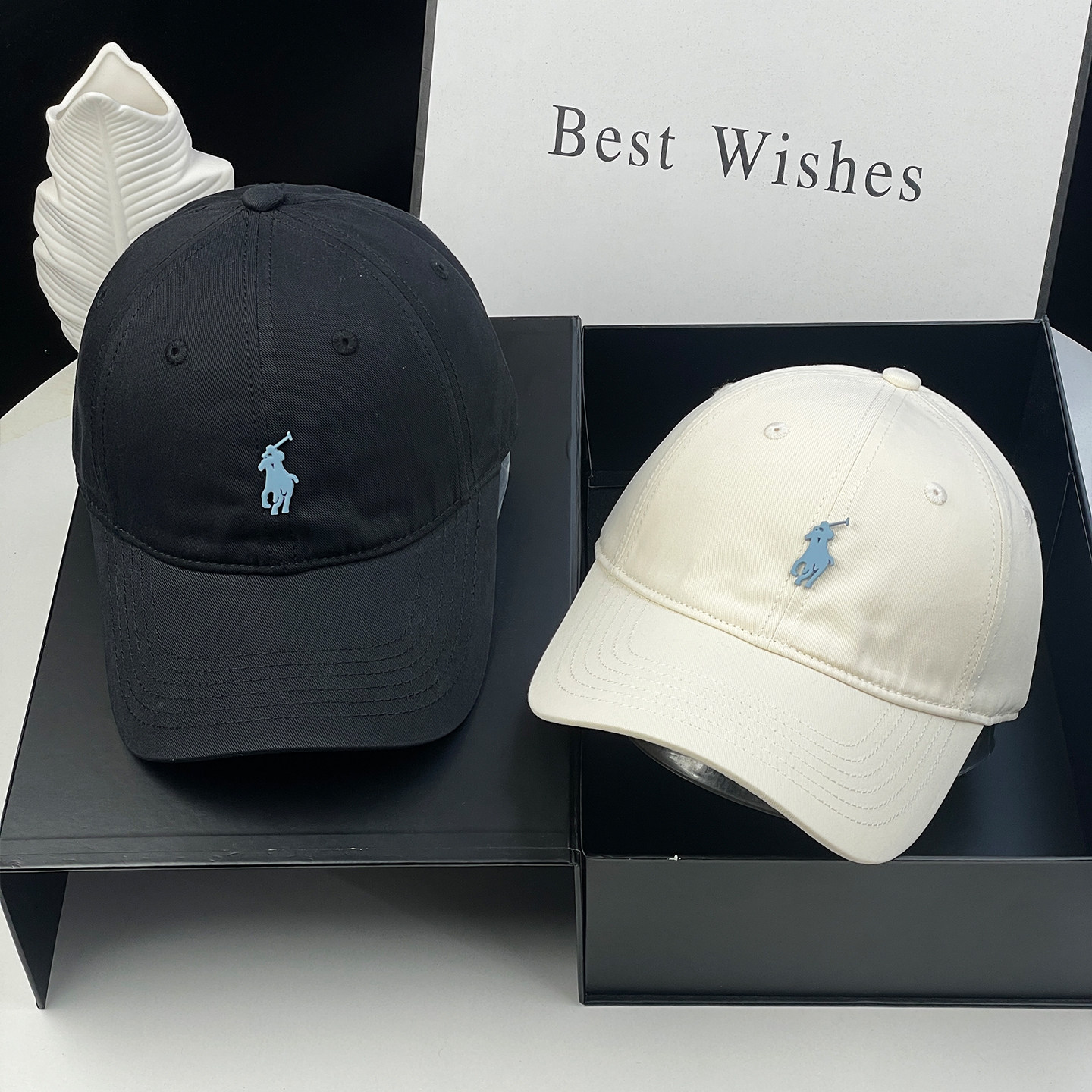 新款软顶高品质小马标软顶棒球帽男女百搭简约纯色宽帽檐鸭舌帽子图片