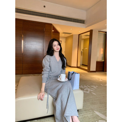 炸鸡欧尼JeJuna灰色针织套装