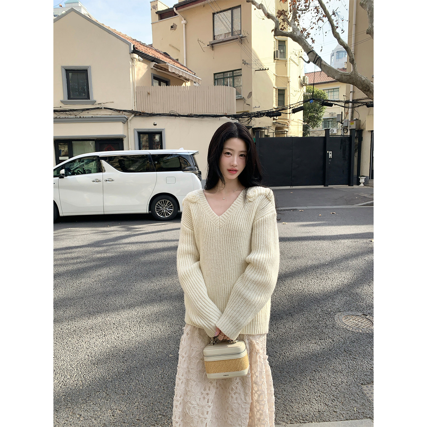 炸鸡欧尼JeJuna 窗边告白 20羊毛松弛感v领毛衣温柔镂空蕾丝半裙