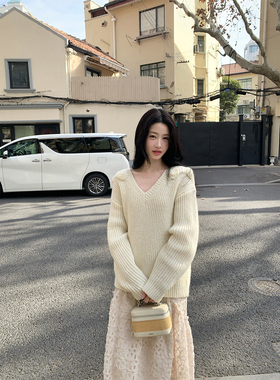 炸鸡欧尼JeJuna 窗边告白 20羊毛松弛感v领毛衣温柔镂空蕾丝半裙