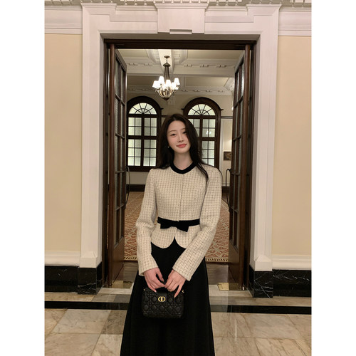 炸鸡欧尼JeJuna小香风外套半裙