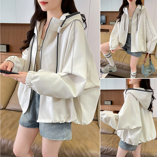 15初中学生13少女12岁大童时尚冲锋衣短款外套女春秋2026新款夹克