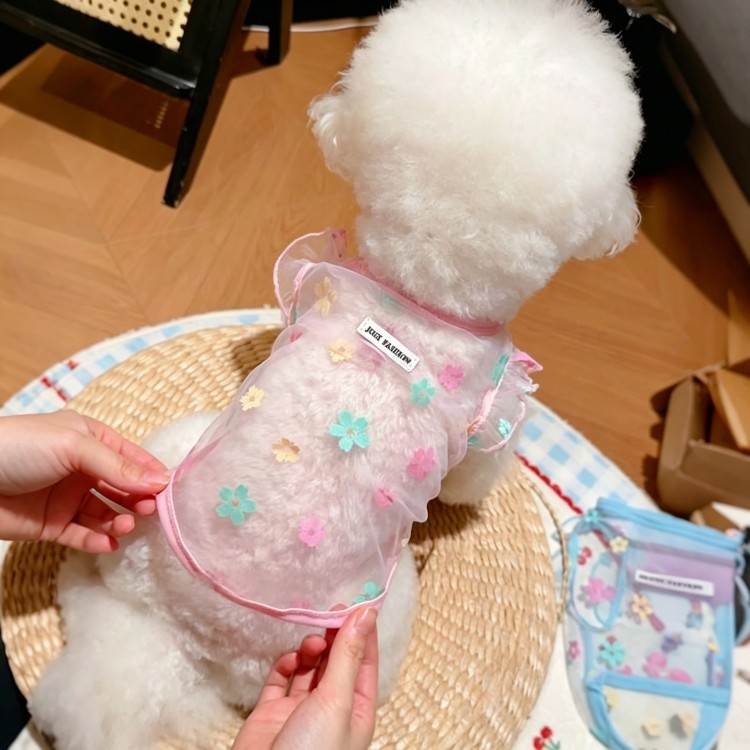 狗狗网纱衣服夏季薄款透气防晒宠物小飞袖裙子防掉毛猫咪刺绣背心