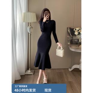 2025年春季新款半高领长袖针织连衣裙修身包臀鱼尾打底毛衣裙秋冬