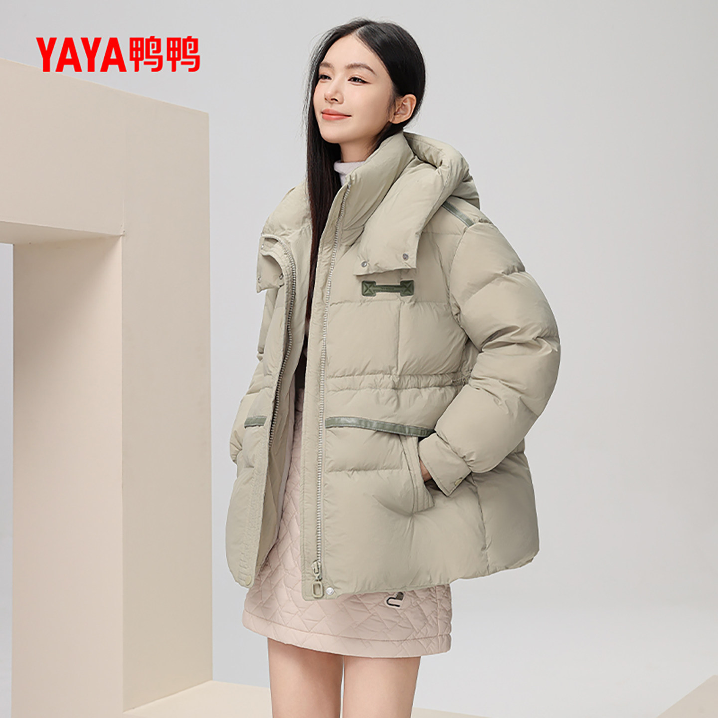 鸭鸭2024冬季新品短款羽绒服