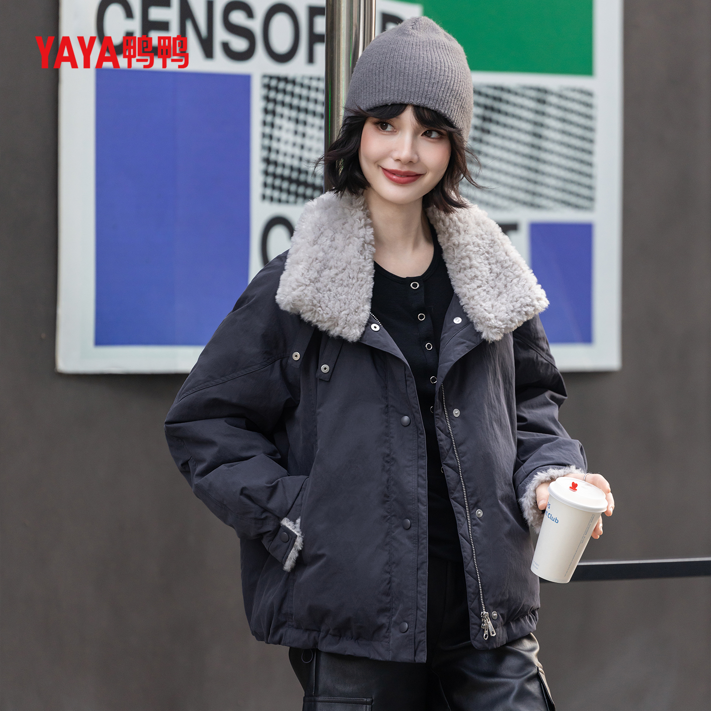 YAYA鸭鸭25年秋冬新款洋气修身羽绒衣小个子百搭毛领派克服羽绒服