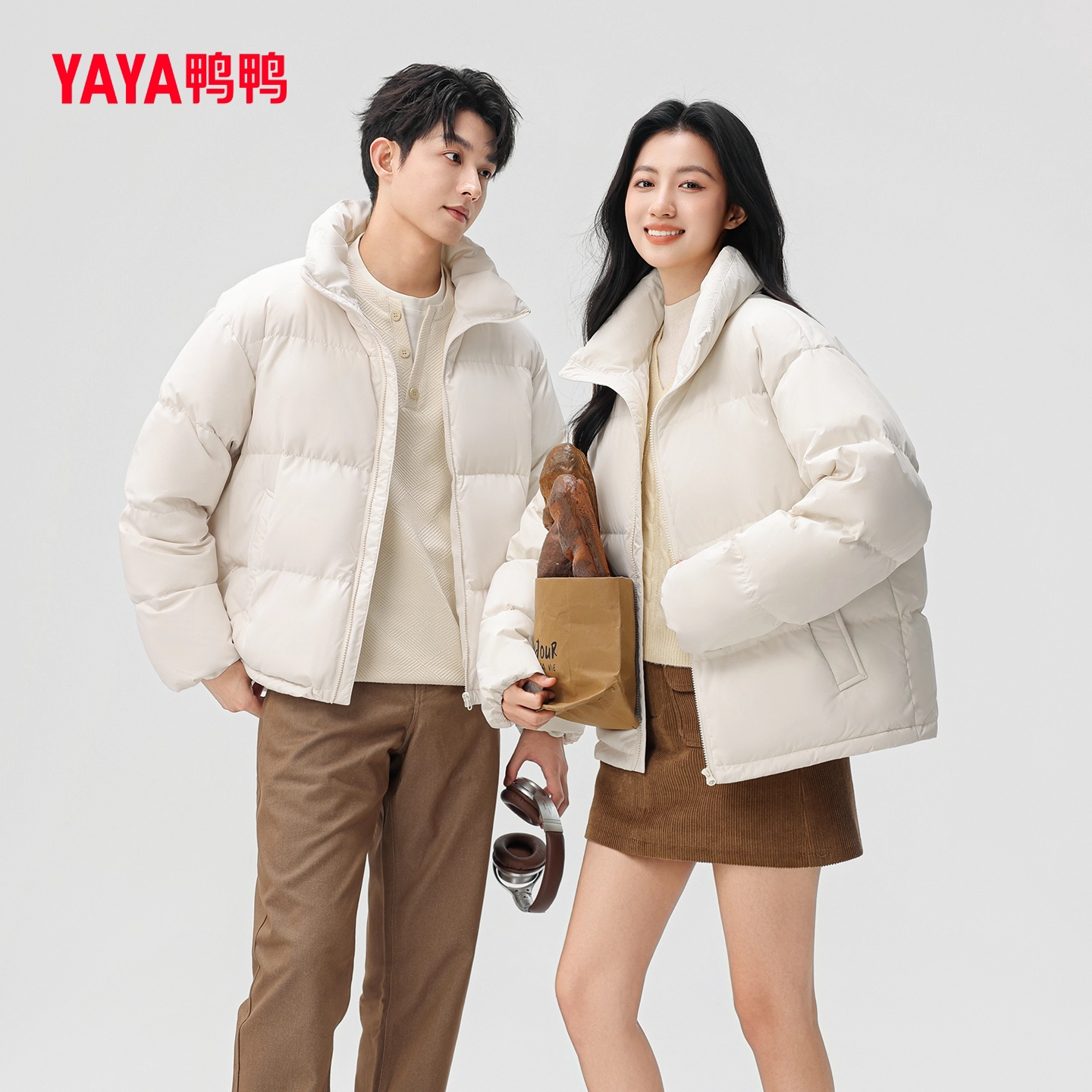 YAYA鸭鸭短款羽绒服女款2025冬季新品立领简约休闲情侣款通勤外套