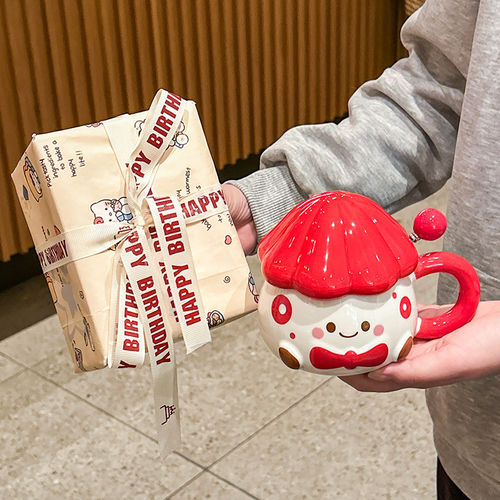 Send a cartoon mushroom ceramic cup as a birthday gift to your best friend and a practical couple's souvenir gift box a - 封面