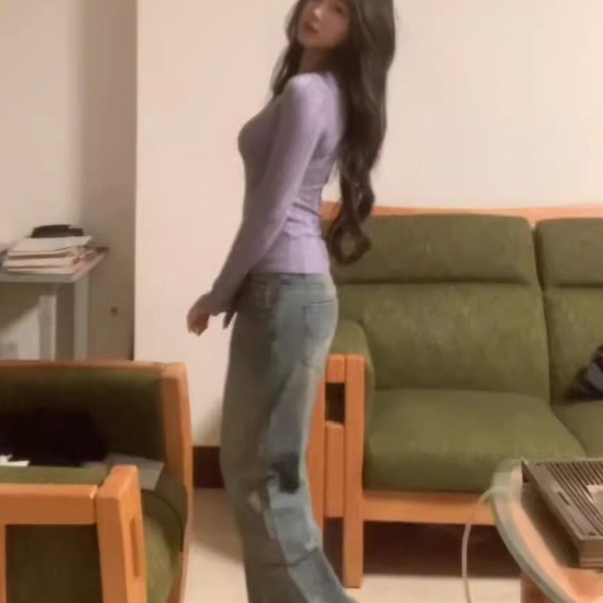 韩系紫色V领麻花针织衫女秋冬季新款修身显瘦高级感内搭打底上衣