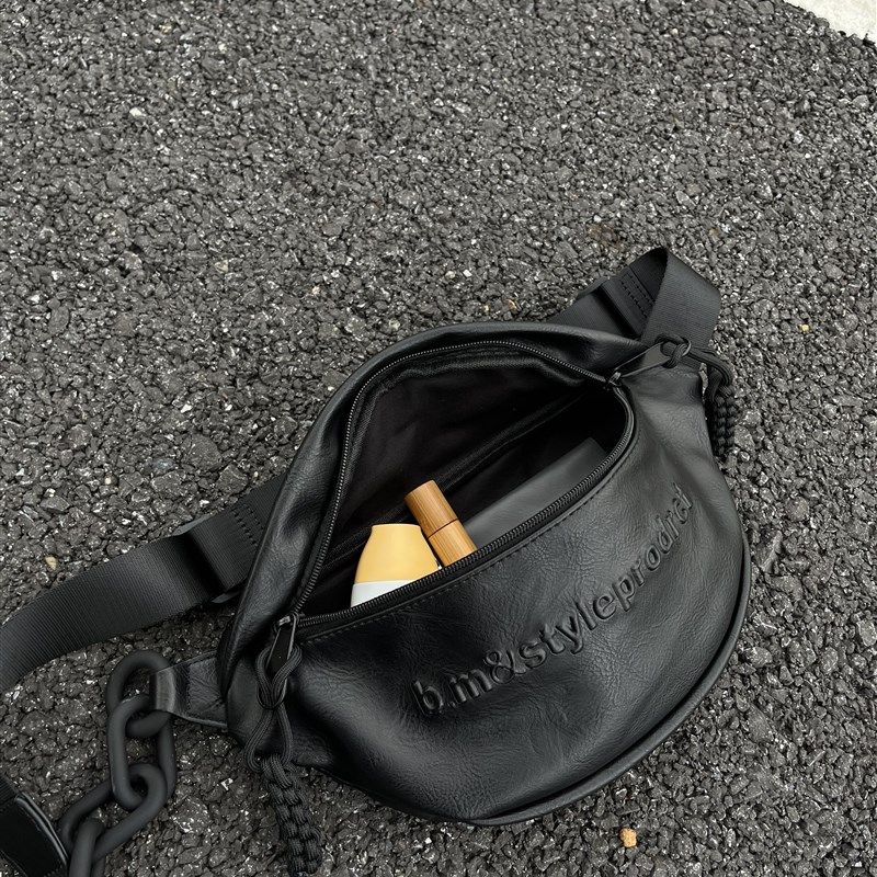 左千户包时尚百搭男款胸包斜挎包大容量防水设计感小众通勤包腰包,箱包皮具/热销女包/男包,胸包,淘宝优惠券,粉丝福利购,淘宝优惠卷