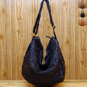 2020新款 时尚 大容量柔软羊皮包单肩包百搭斜挎布丁包简约真皮女包