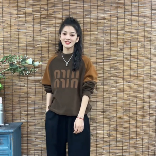 半高领加绒加厚宽松印花字母