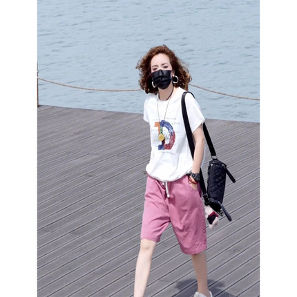 时尚休闲洋气短袖套装女2025夏季新款宽松圆领印花字母T恤+五分裤