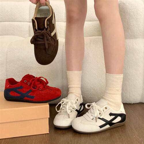 新品小白鞋女款20m26新款春季通勤百搭软底不累脚运动休闲德训鞋