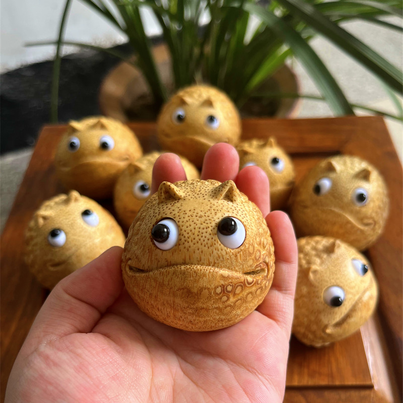 极速汇雅斋竹根k雕满钉新款小耳朵活眼金蟾蟾蜍文玩手把件