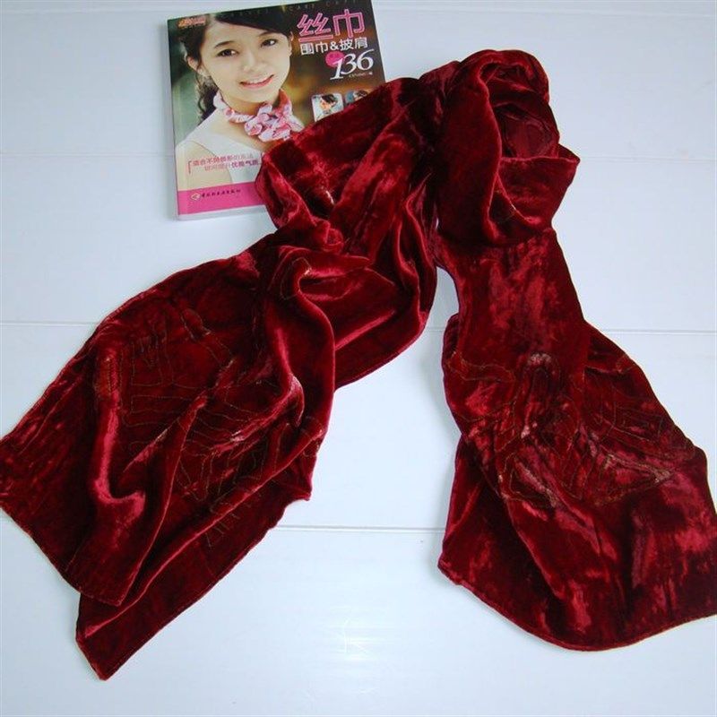 外单精品 超好手感丝绒披肩围巾刺绣 手拉手纯色丝巾 红黑绿三色