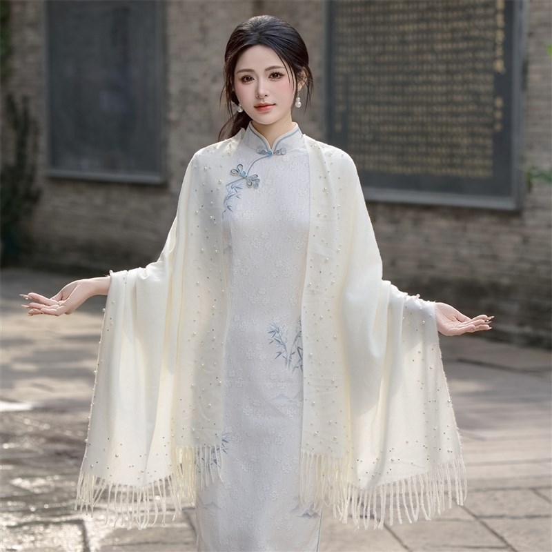 艳莲2025新款百搭旗袍披肩外搭斗篷开衫披风外搭斗篷复古白色披肩