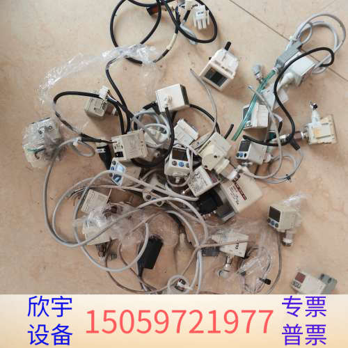 SMC压力开关和转换器多款，型号括PSE301-M、ISE.议价