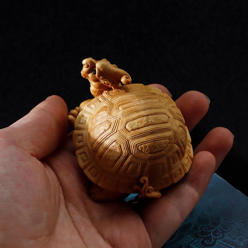 小叶木黄杨雕刻龙龟皮绣吉祥饰品玄武雕刻车载中国工艺礼品神兽
