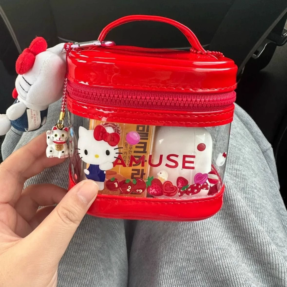 张元英同款hello Kitty便携彩妆包化妆包水桶高颜值