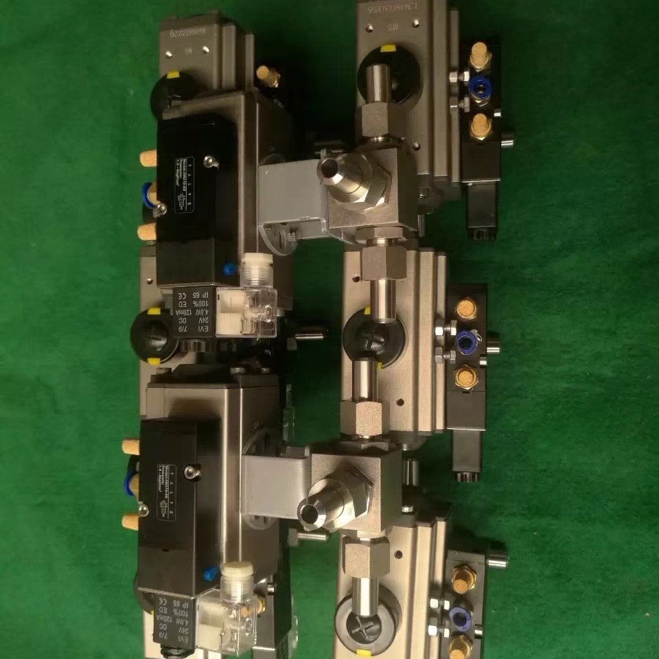 Q624N-200P气动外螺纹三通焊接球阀 Q625N气动液压球阀 外螺纹