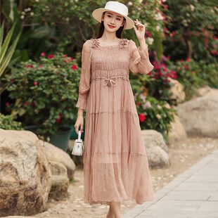 真丝连衣裙女2025年新款减龄温柔风超仙显瘦时尚大摆海边度假长裙