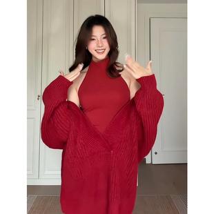 大码胖mm圣诞新年战袍内搭背心短裙子秋冬新款慵懒宽松红色毛衣女