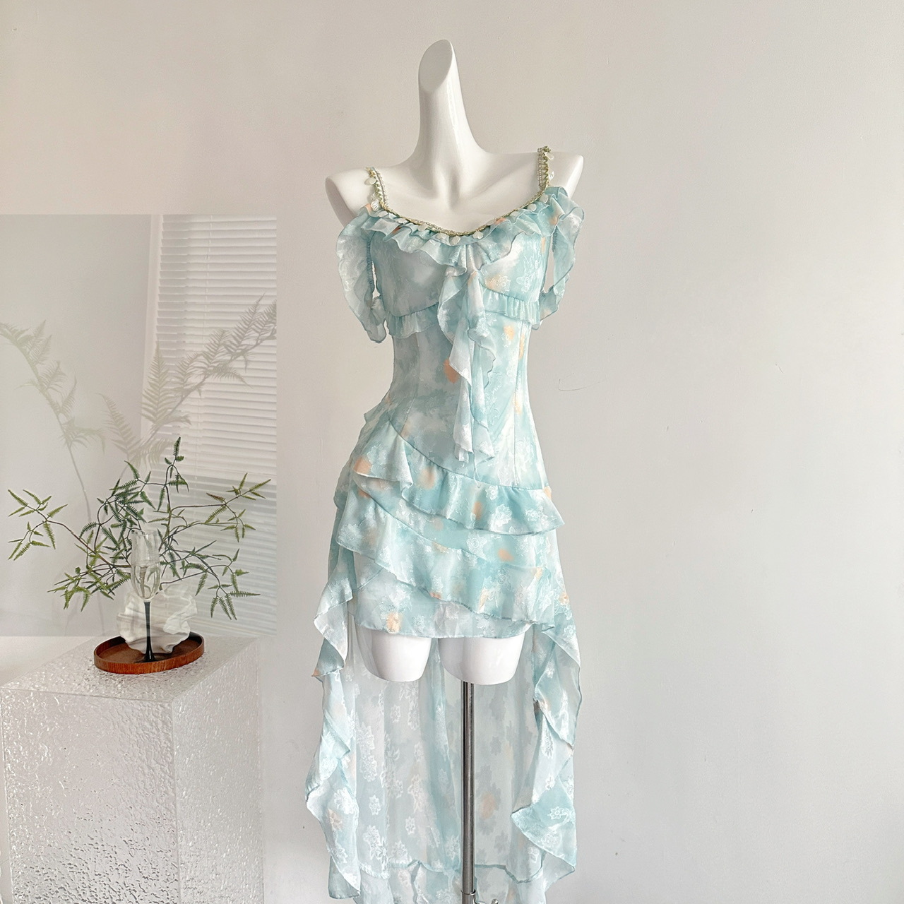 法式夏季大女主修身超仙儿水晶钻链网纱大摆吊带长款连衣裙子