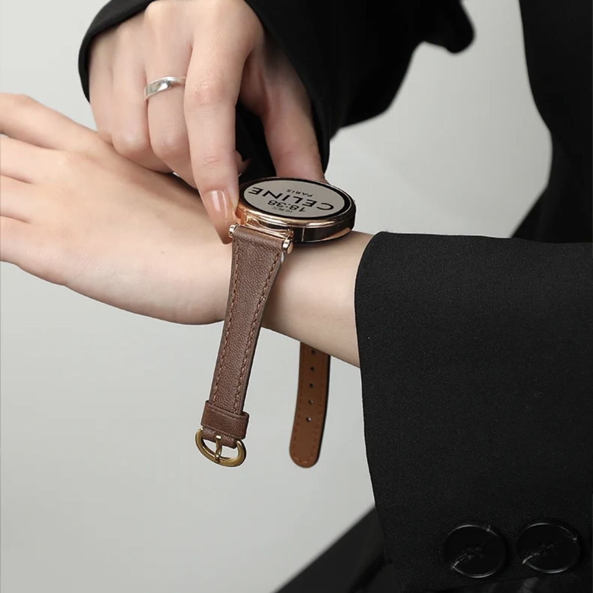 适用华为GT6表带百搭GT4皮质GT4/3小蛮腰watch5/4pro女款荣耀gs4