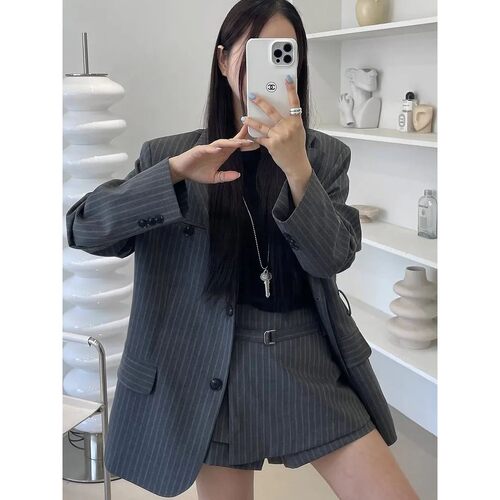条纹西装高腰半身裙套装
