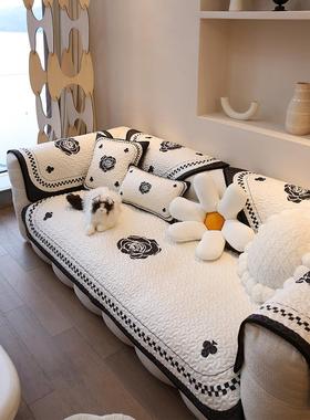 金武玫瑰白塔沙发靠垫面料四季中性休闲网红沙发靠垫in风四季中性