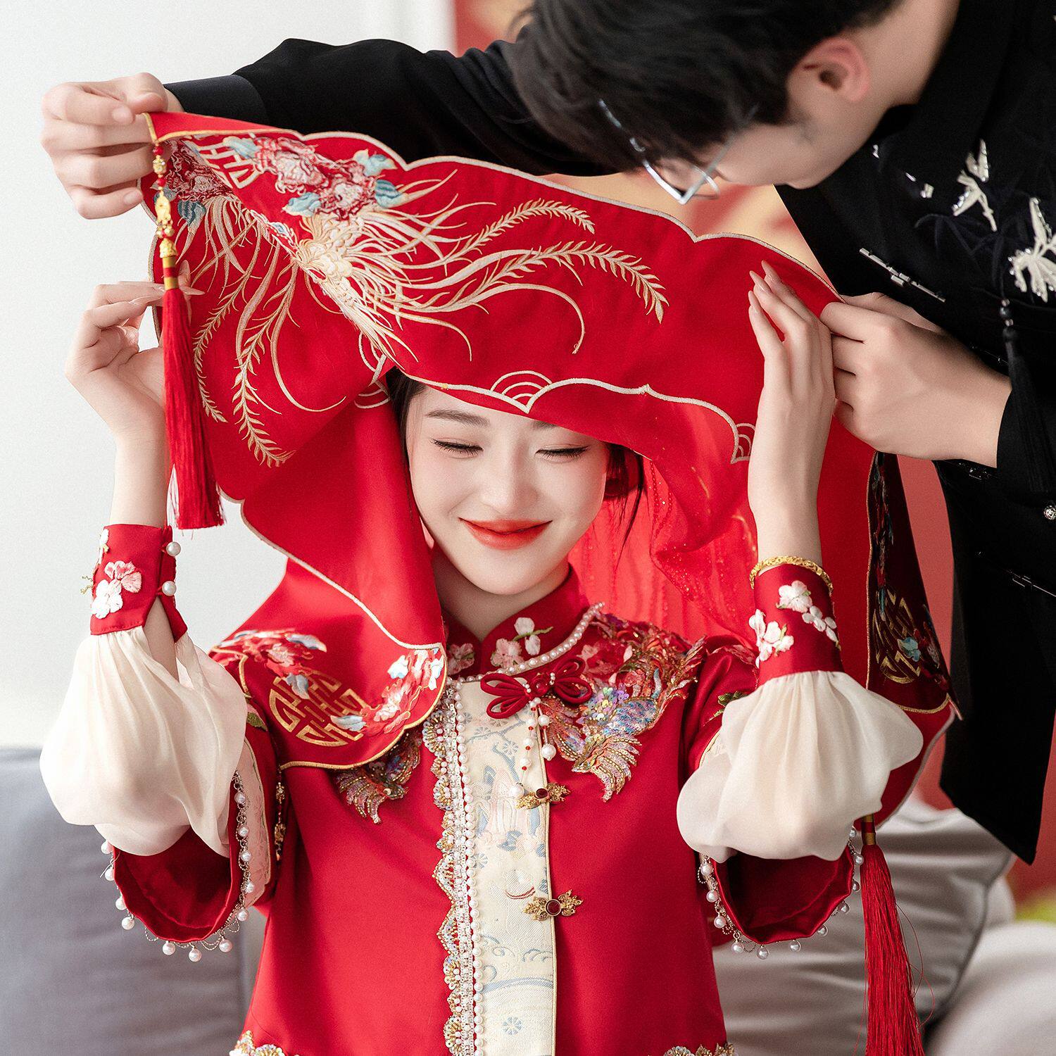 结婚红盖头新娘头纱2026新款重工绣花盖头缎面流苏蒙头巾刺a5193