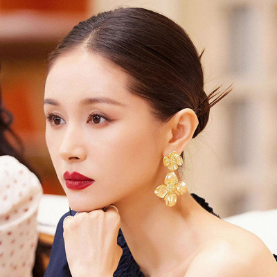 抖音爆款爱心耳环仿珍珠耳钉轻奢小香风耳饰百搭心形耳针制a3058