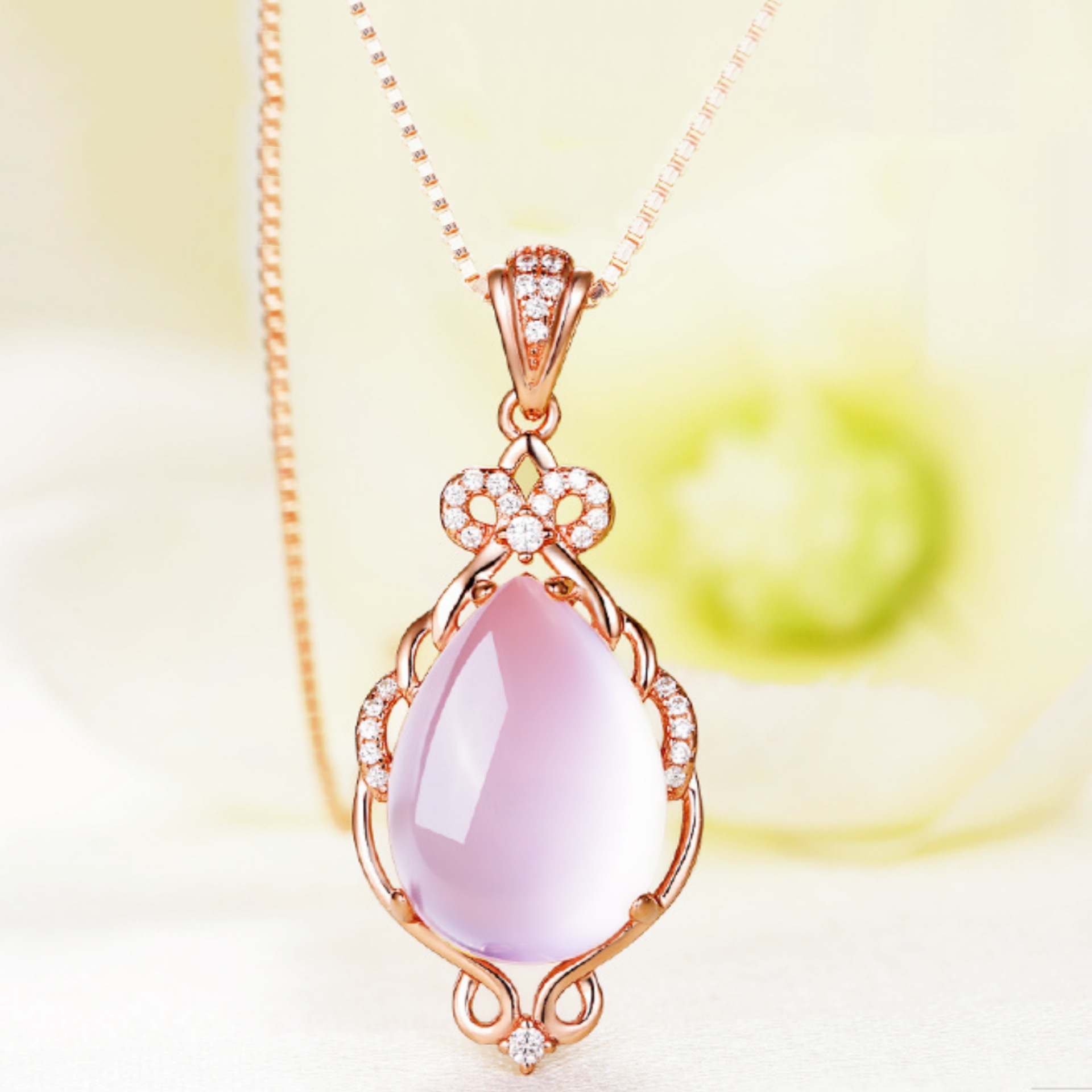 钻石之乡河南柘城河南人工钻石韩版气质水瓶形粉钻吊坠项链女天然