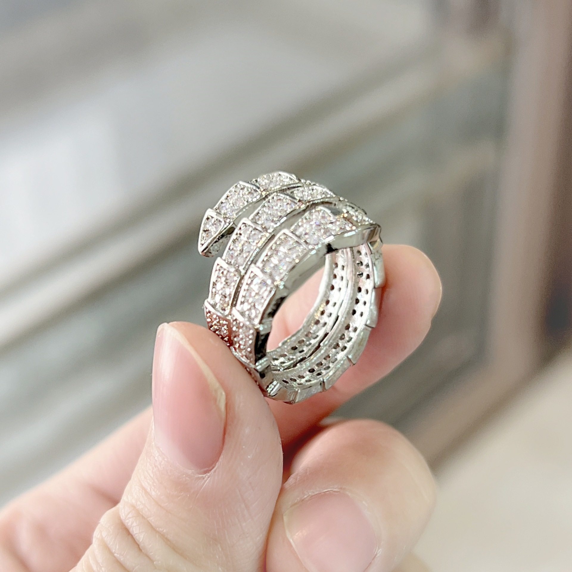 钻石之乡河南商丘高版本新款三圈满钻骨节戒指闪耀满天星开a0151